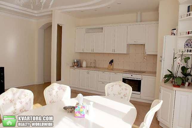 Rent out 3-room apartment. Киев,  Павловская — photo 6