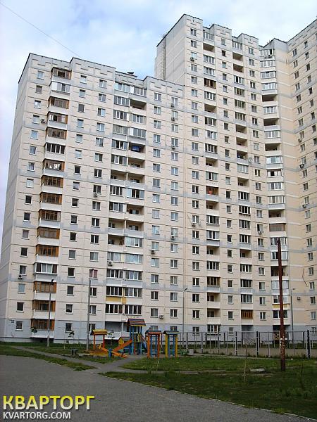 Sell 2-room apartment. Киев,  Милославская — photo 1