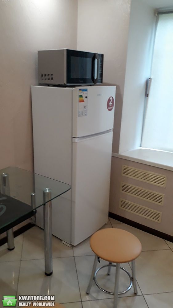 Rent out 2-room apartment. Киев,  Дегтяревская — photo 6