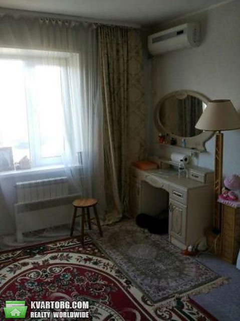 Sell 2-room apartment. Киев,  Срибнокильская — photo 2
