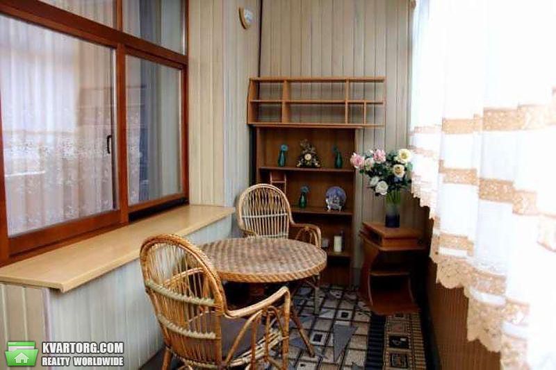 Rent out 3-room apartment. Киев,  Павловская — photo 6