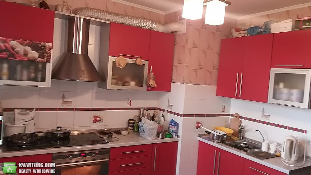 Sell 3-room apartment. Киев,  Пчелки — photo 1