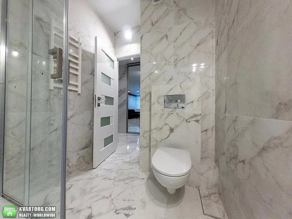 Rent out 1-room apartment. Львов, Трускавецька — photo 10