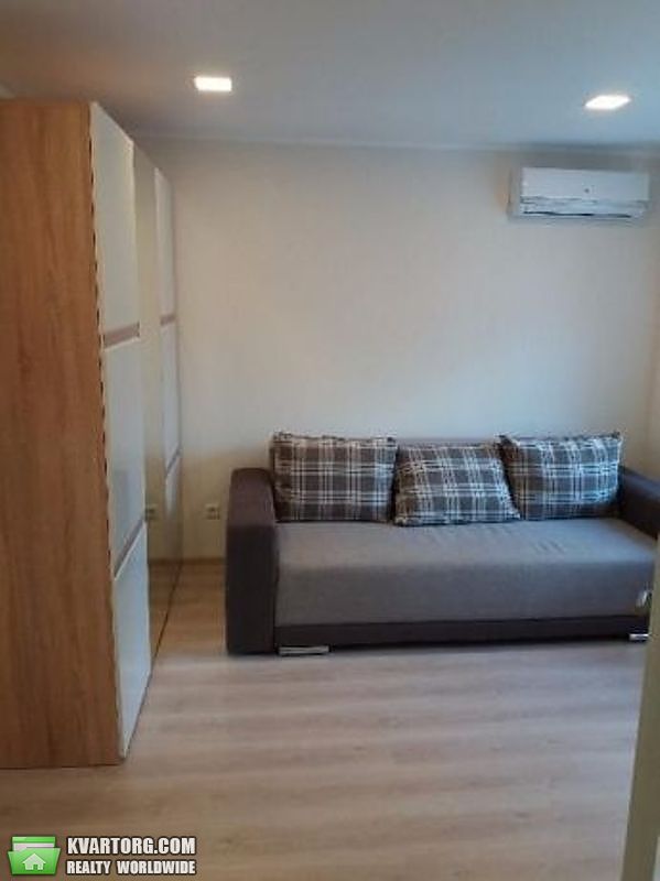 Sell 1-room apartment. Киев,  Верховинная — photo 1