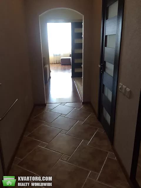 Rent out 1-room apartment. Киев,  Олевская — photo 6