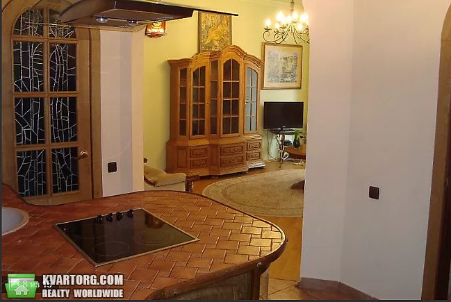 Rent out 2-room apartment. Киев,  Волосская улица — photo 2