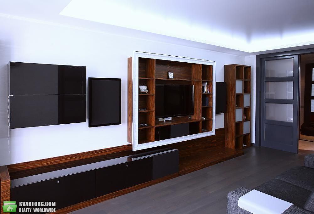 Rent out 2-room apartment. Киев, Голосеевская — photo 2