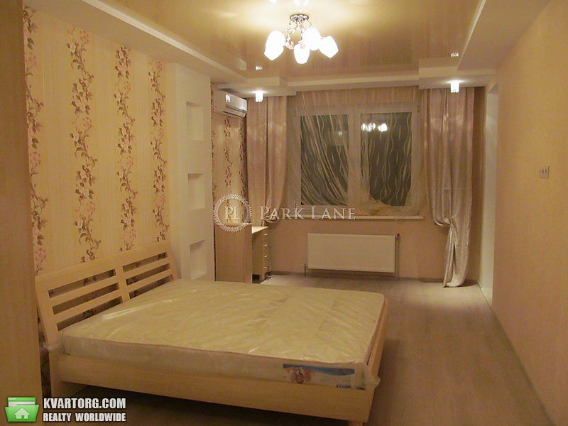 Rent out 3-room apartment. Киев,  Ирпенская — photo 4