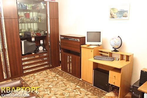 Sell 1-room apartment. Киев,  Лукьяновская — photo 2