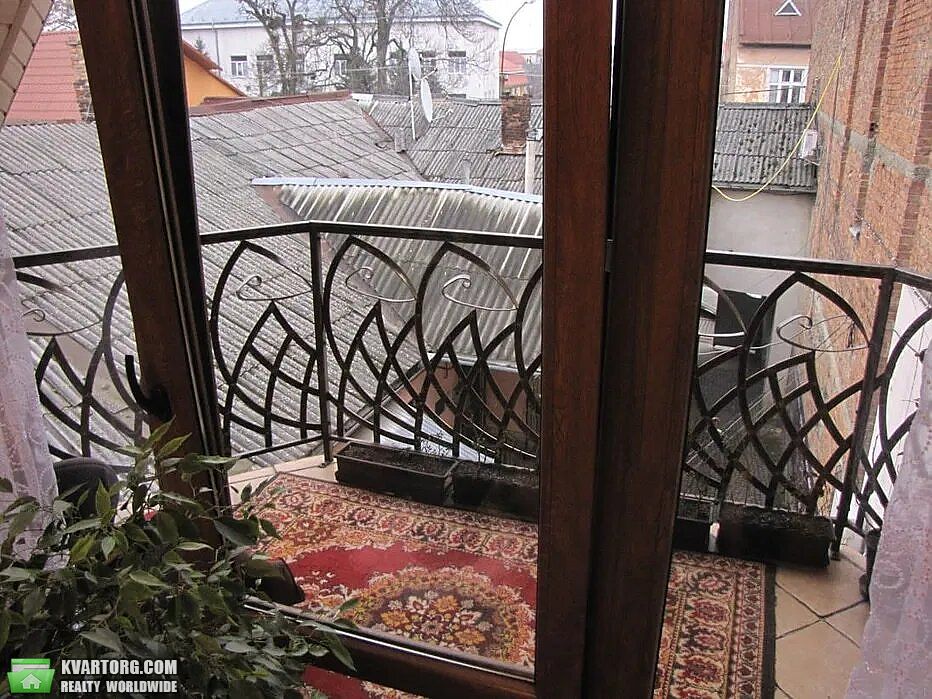 Sell house. Ужгород, Центральная — photo 1