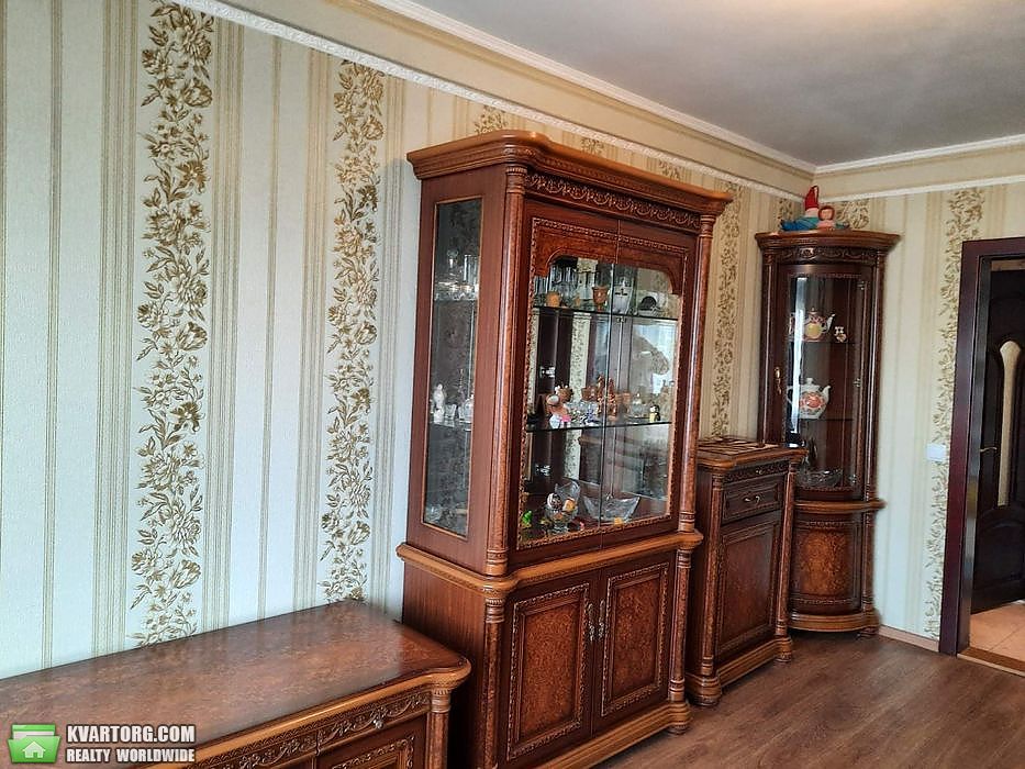 Rent out 3-room apartment. Киев,  Кондратюка — photo 8