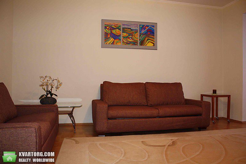 Rent out 3-room apartment. Киев,  Леси Украинки бул — photo 4