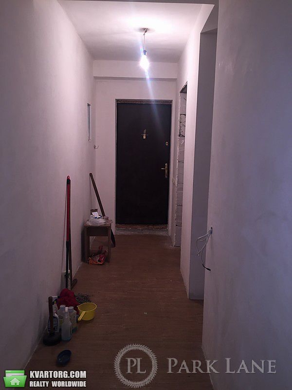 Sell 3-room apartment. Киев, Харьковское шоссе — photo 3