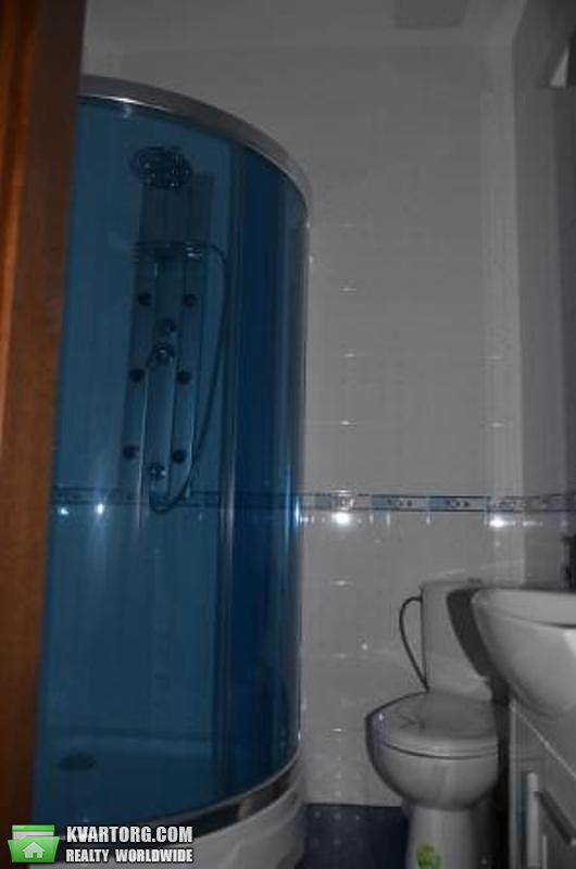 Rent out 3-room apartment. Киев,  Щорса — photo 2