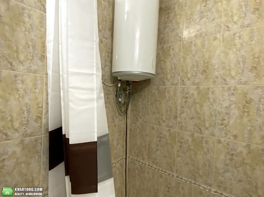 Rent out 1-room apartment. Киев,  Ломоносова — photo 4