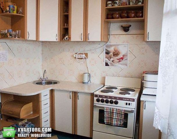 Sell 2-room apartment. Киев,  Маяковского — photo 1