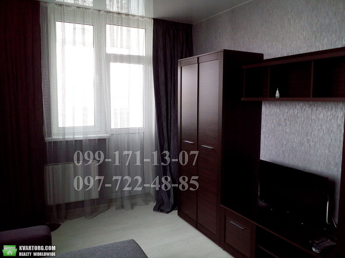 Rent out 1-room apartment. Киев,  Андрющенко — photo 2