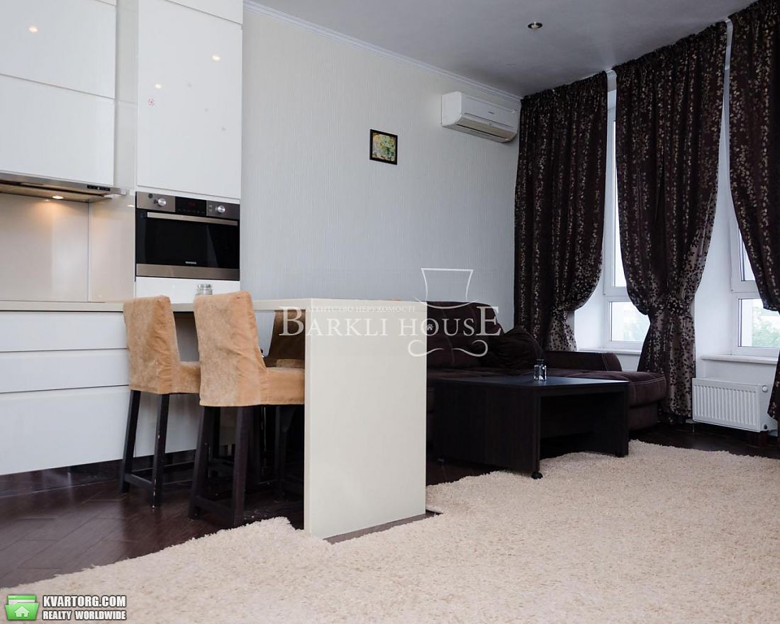 Rent out 3-room apartment. Киев,  Дружбы Народов бул — photo 2