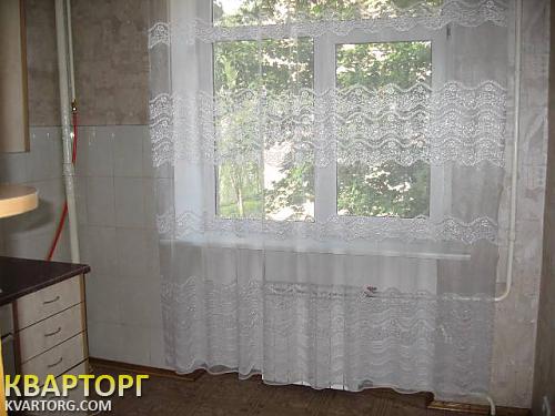 Rent out office. Киев,  Кутузова — photo 1