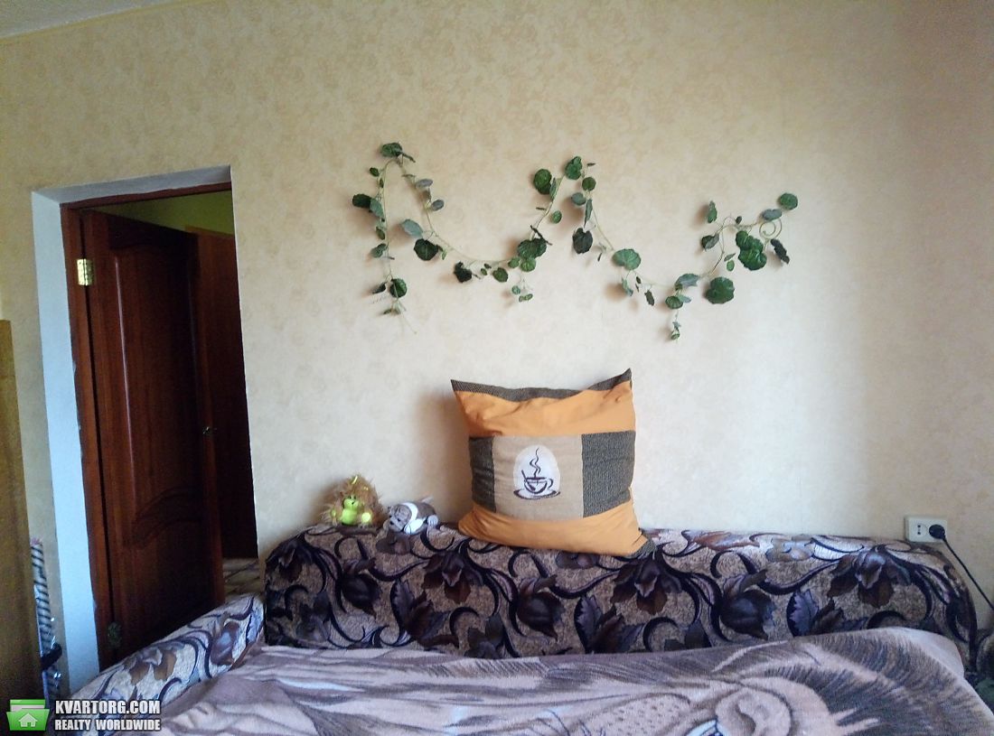 Sell 2-room apartment. Киев,  Героев Днепра — photo 3