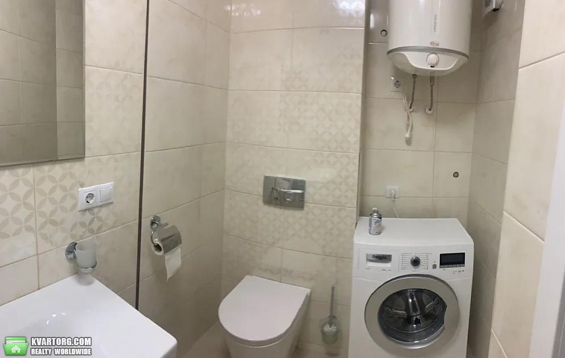Rent out 2-room apartment. Киев,  Большая Васильковская — photo 3