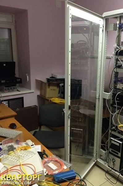 Rent out office. Киев, Житнеторжская пл — photo 10