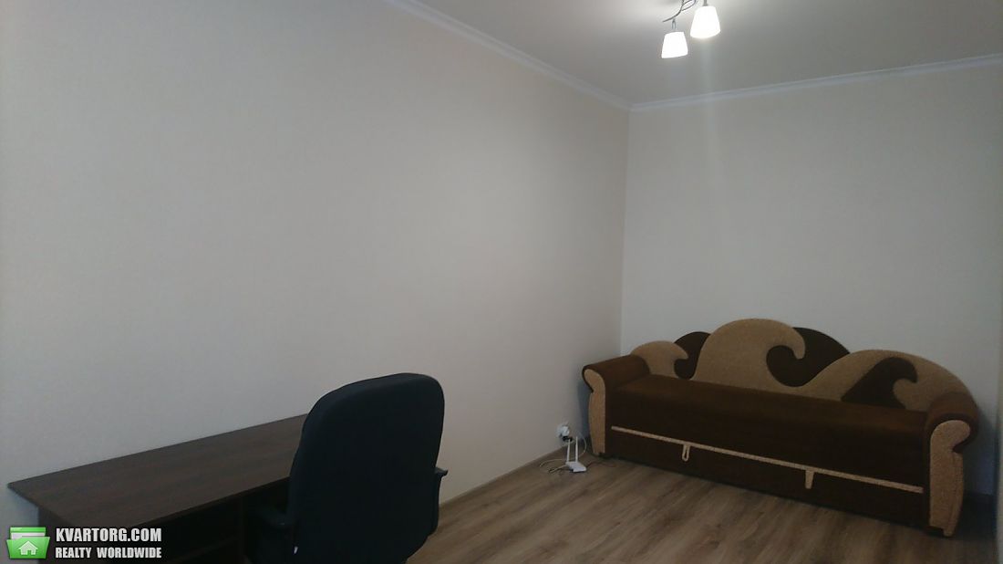 Rent out 1-room apartment. Киев, мира — photo 5