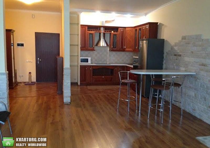 Rent out 2-room apartment. Киев,  Мельникова — photo 2