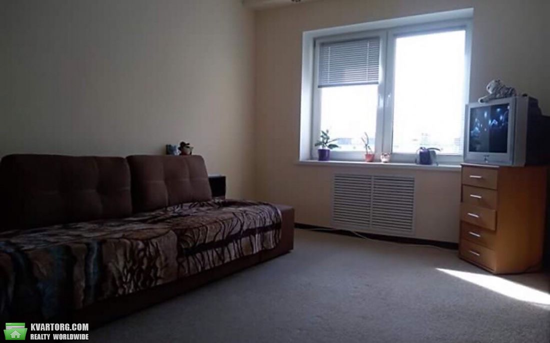 Rent out 1-room apartment. Киев,  Миропольская — photo 6