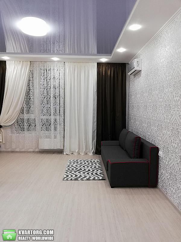 Sell 1-room apartment. Киев,  Днепродзержинская — photo 1