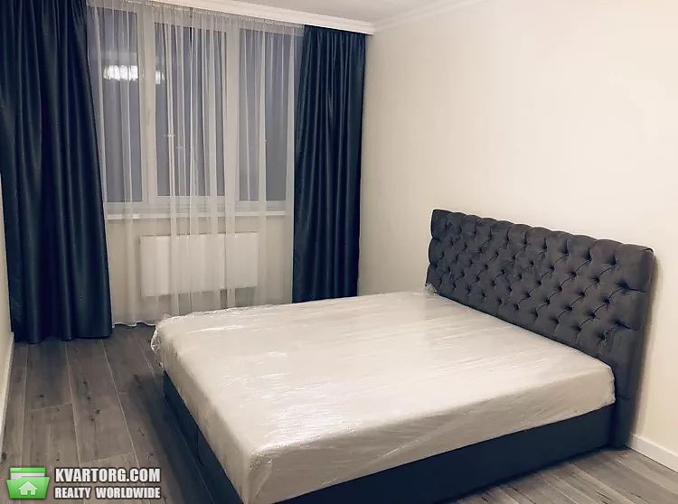 Sell 1-room apartment. Киев,  Малоземельная — photo 1