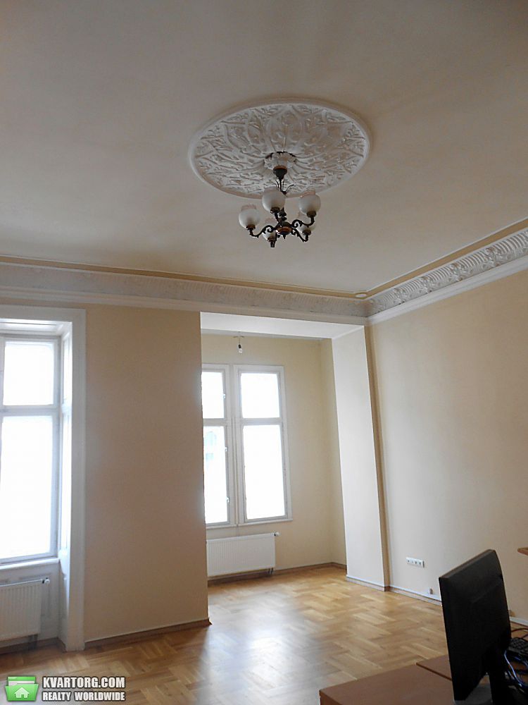 Rent out office. Львов, проспект Шевченка — photo 9