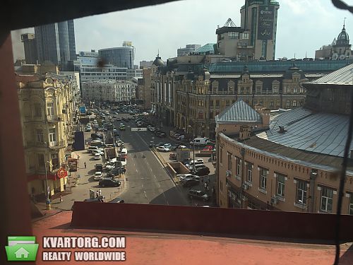 Sell 3-room apartment. Киев,  Бессарабская пл — photo 3