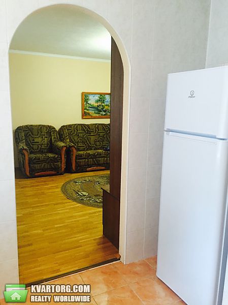 Rent out 3-room apartment. Киев, Ковпака — photo 4