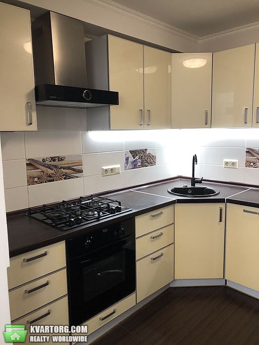 Sell 3-room apartment. Киев,  Лисковская — photo 1