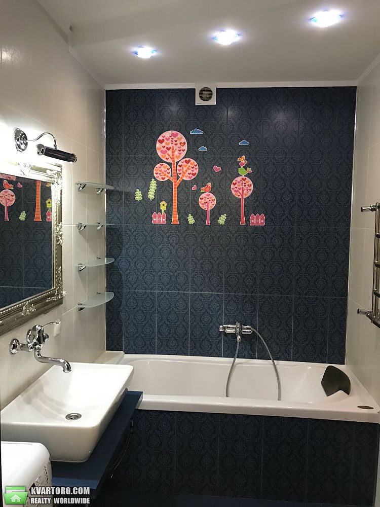 Rent out 1-room apartment. Киев,  Кадетский Гай — photo 4