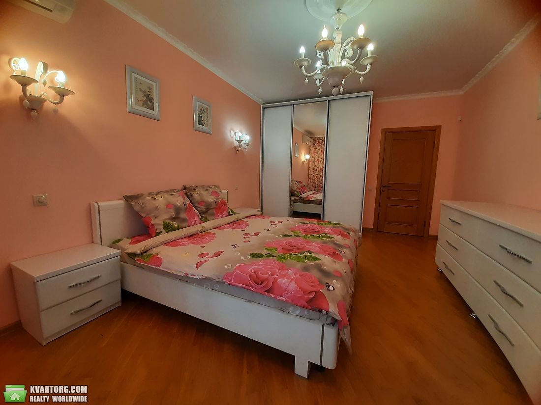 Rent out 4-room apartment. Киев, Лобановского Валерия — photo 9