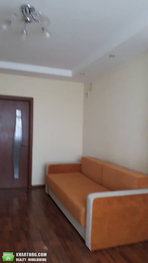 Rent out 2-room apartment. Киев,  Мишуги — photo 2