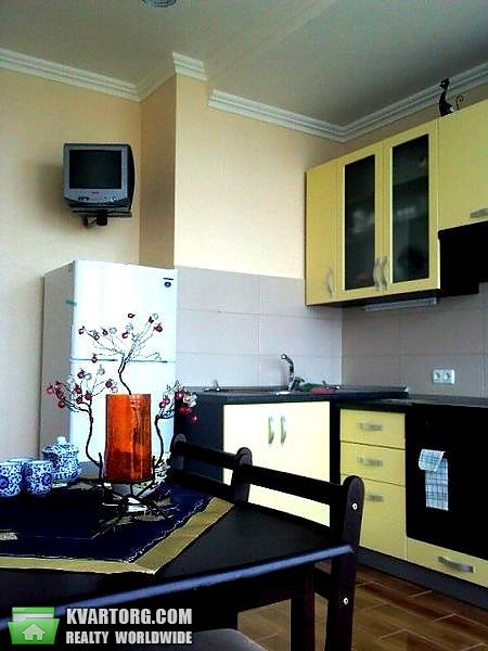 Rent out 1-room apartment. Киев, Героев Сталинграда пр — photo 1