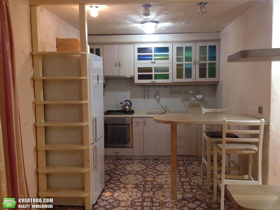 Rent out 2-room apartment. Киев,  Первомайского — photo 5