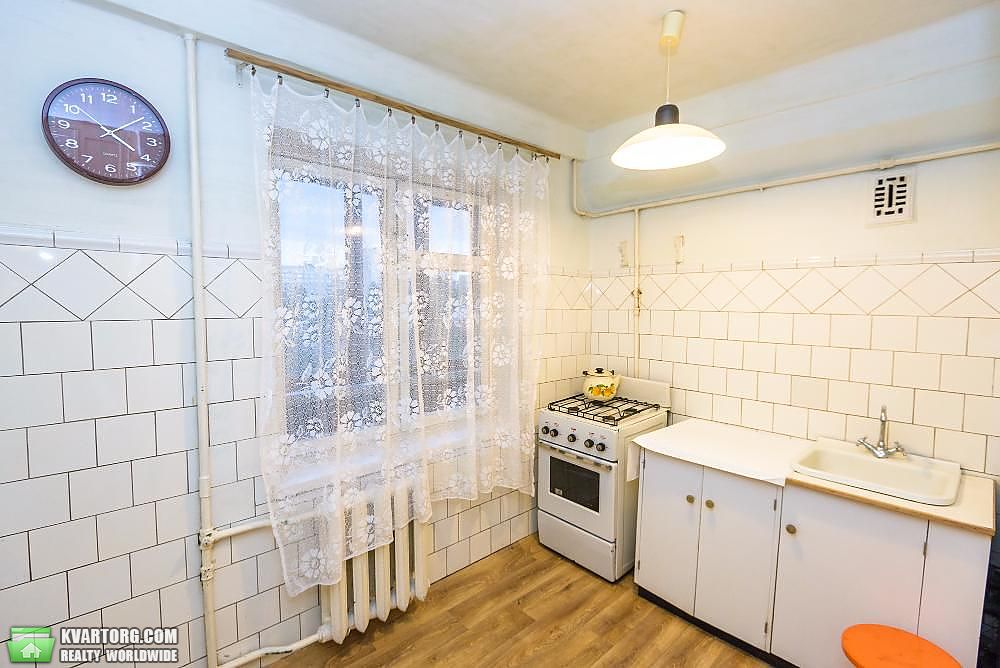 Sell 4-room apartment. Киев,  Серафимовича — photo 4