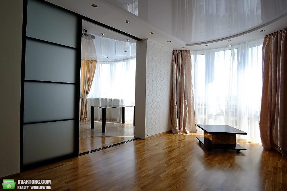 Sell 2-room apartment. Киев,  Воссоединения пр — photo 2