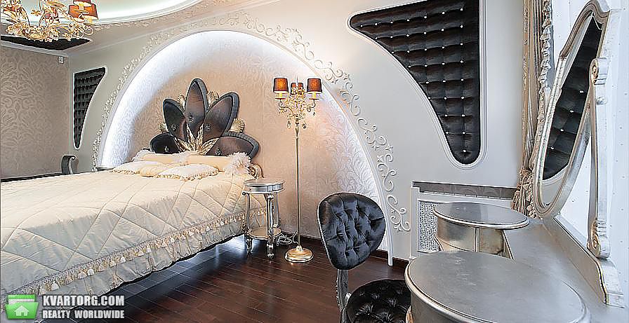 Sell 4-room apartment. Киев,  Щекавицкая — photo 9
