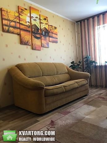 Rent out 2-room apartment. Киев,  Героев Днепра — photo 3