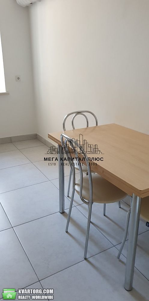 Rent out 3-room apartment. Киев, Круглоуниверситетская — photo 8