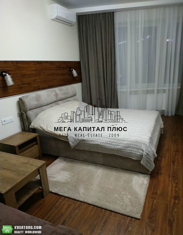 Rent out 1-room apartment. Киев, Никольско Слободская — photo 8