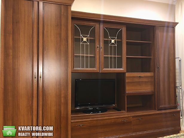 Rent out 1-room apartment. Киев,  Дегтяревская — photo 2