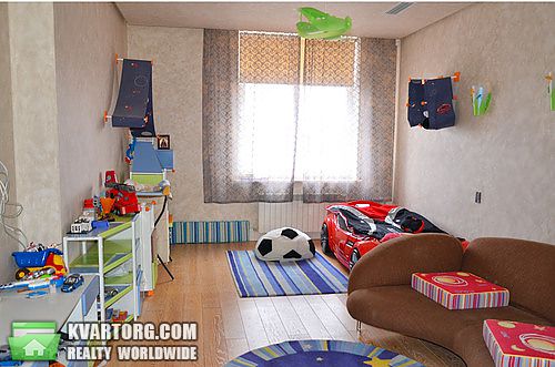 Rent out 4-room apartment. Киев,  Грушевского — photo 9