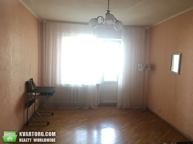 Rent out 2-room apartment. Киев,  Руденко — photo 5
