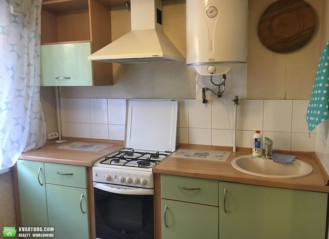 Rent out 3-room apartment. Киев,  Туполева — photo 4